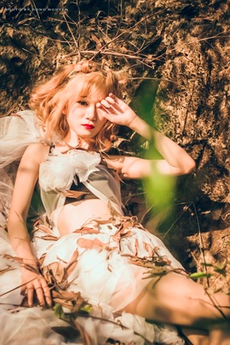 Bộ[-]ảnh[-]đẹp[-]của[-]nữ[-]sinh[-]Đà[-]Nẵng[-]khoe[-]sắc[-]dưới[-]hồ[-]nước